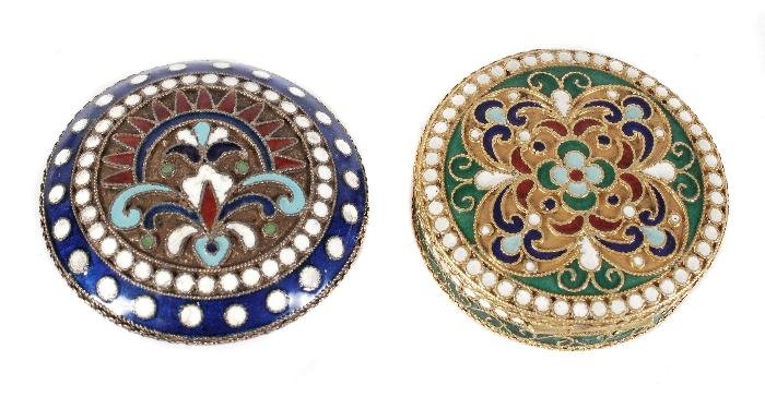 Two Soviet Russian silver coloured and enamel circ: Two Soviet Russian silver coloured and enamel circular boxes, 1927-1956 .916 standard marks, one gilt and straight-sided, the other a powder compact with a mirror inside the cover, each with scroll de