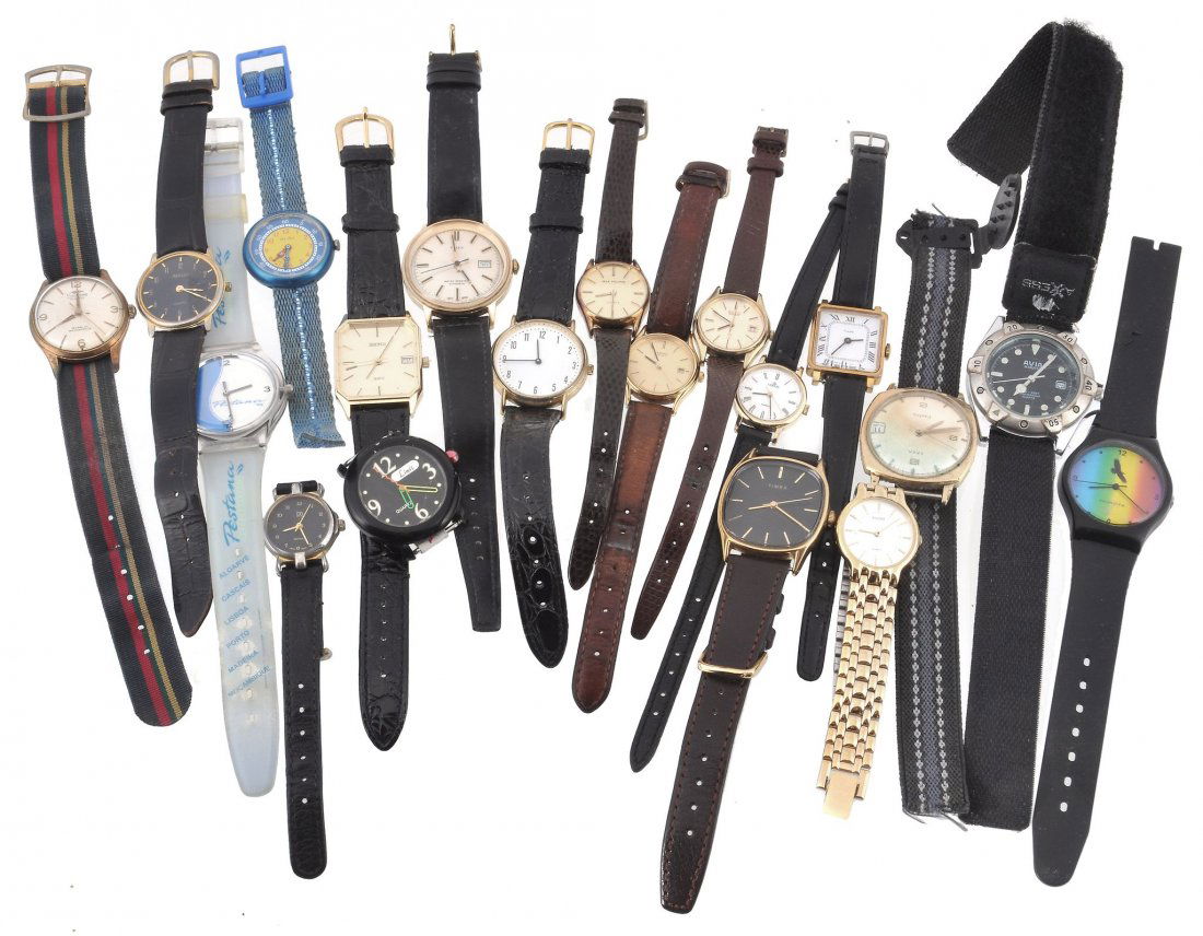 A collection of gentleman's and lady's wristwatches,: A collection of gentleman's and lady's wristwatches, brands to include: Timex; Seiko; Lorus; Systema; Pulsar; Sekonda; and others (19)