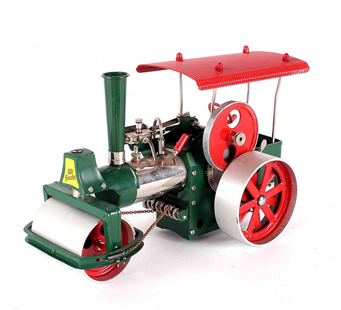A Wilesco 'Old Smokey' spirit fired steam roller,: A Wilesco 'Old Smokey' spirit fired steam roller, unboxed (as new).