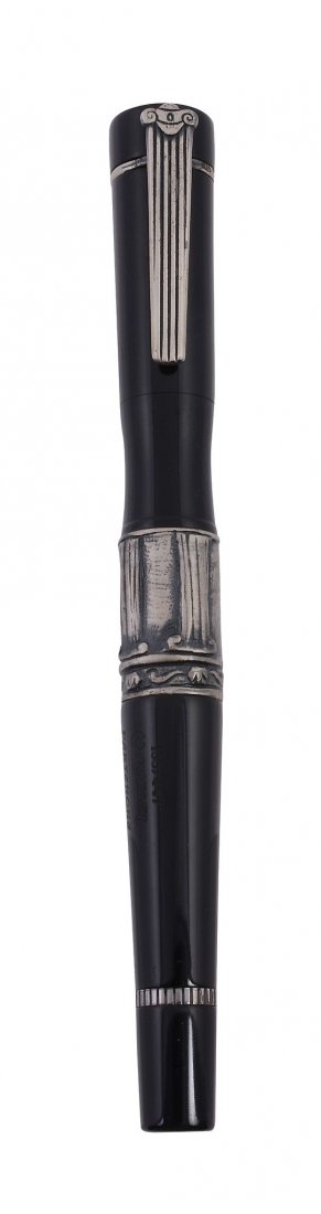 Marlen, Partenone, a limited edition black fountain (1 of 3)