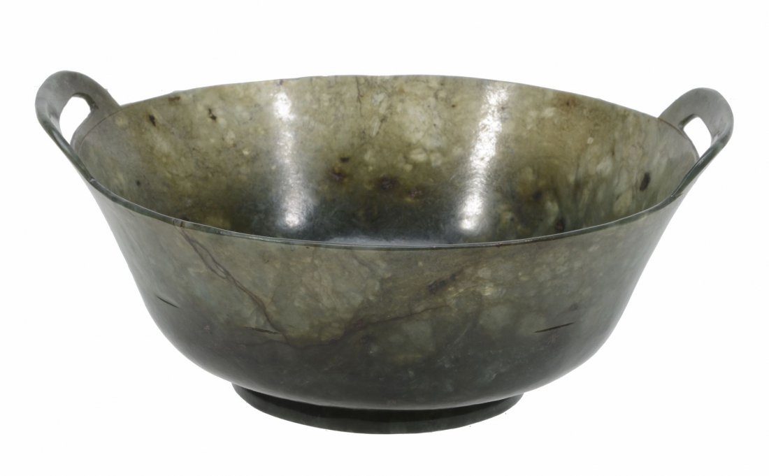 A Chinese spinach jade two-handled bowl , with various (1 of 1)