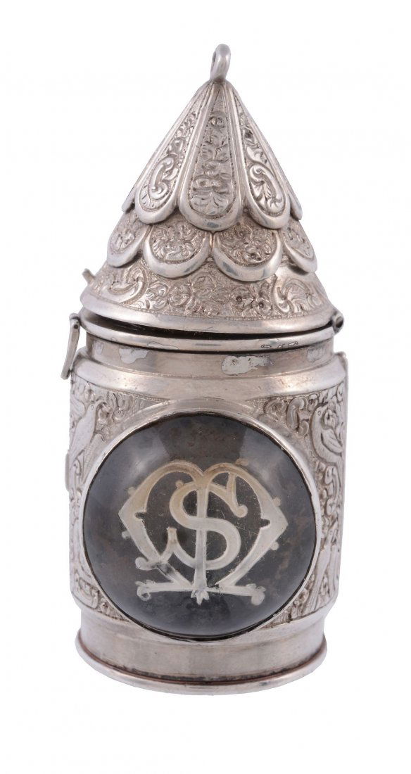 A Victorian silver novelty bull's eye lantern (1 of 6)