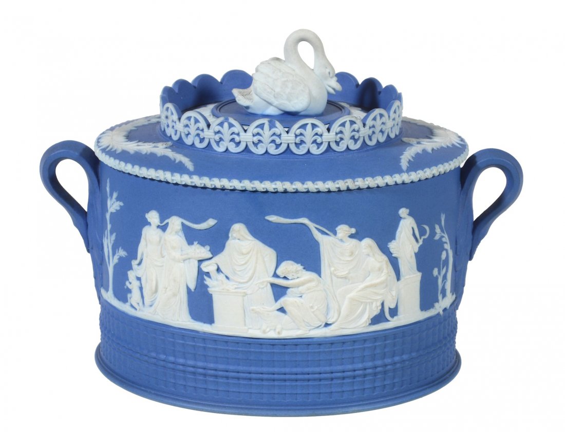 An Adams solid-blue jasper two-handled oval sugar box (1 of 2)