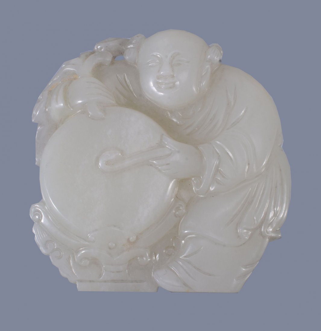 A good Chinese white jade 'Boy and Drum' pendant (1 of 5)