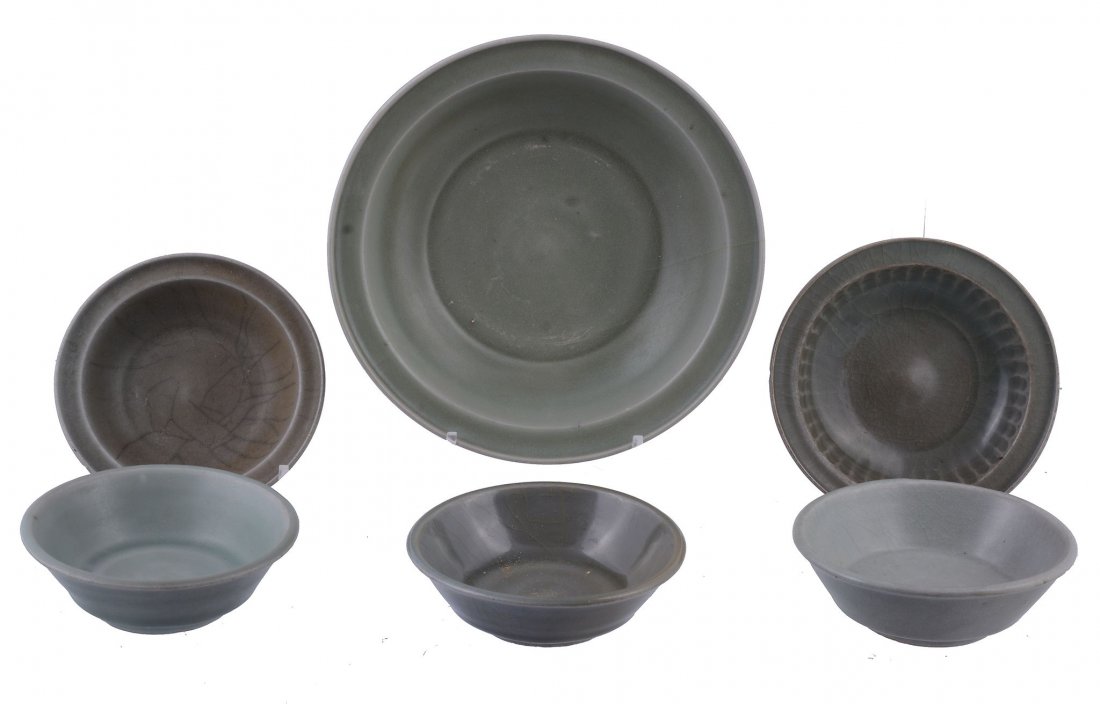 Six various Chinese celadon bowls, Southern Song and (1 of 2)