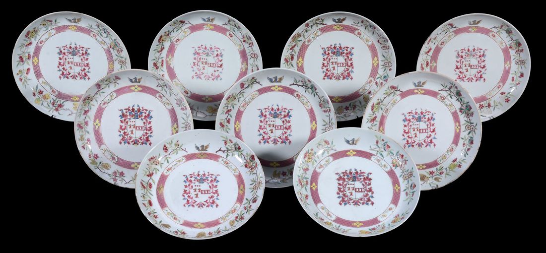 A Chinese export porcelain armorial dinner service (1 of 3)