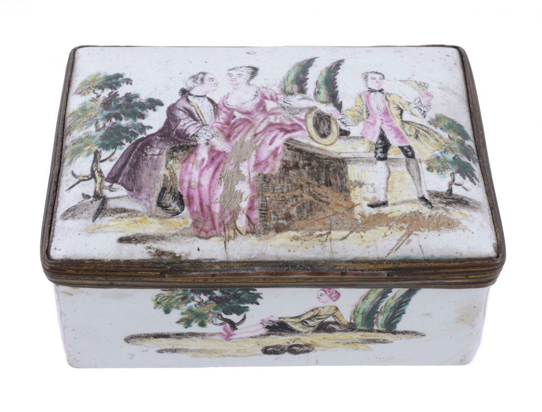 An enamel table snuff box, probably London, circa 1770 (1 of 2)