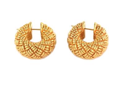Chimento 18k Yellow Gold Fancy Design Chunky Hoop: This is a pair of chic fashionabl hoop earrings by Chimento, they are crafted from 18k yellow gold featuring a fancy design on a chubby shape hoop hallow inside, the hoop is 15.5mm wide x 9.7mm thick