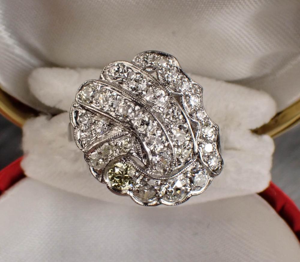 ESTATE DIAMOND AND PLATINUM RING (1 of 3)