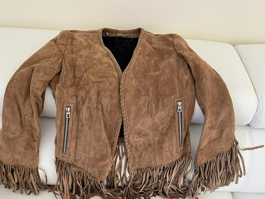 BROWN LEATHER JACKET (1 of 5)