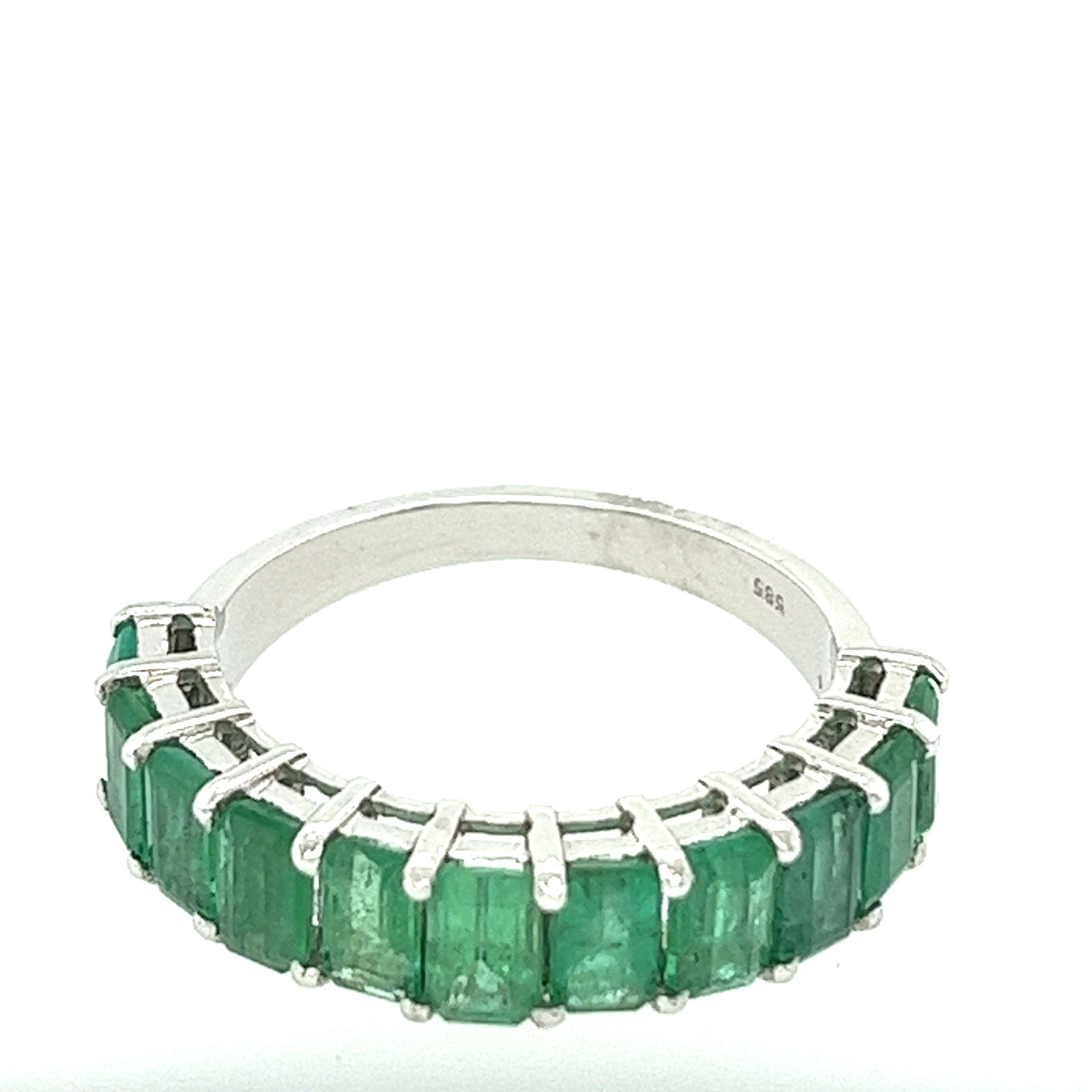 STUNNING EMERALD RING SET IN 14K W/GOLD (1 of 4)