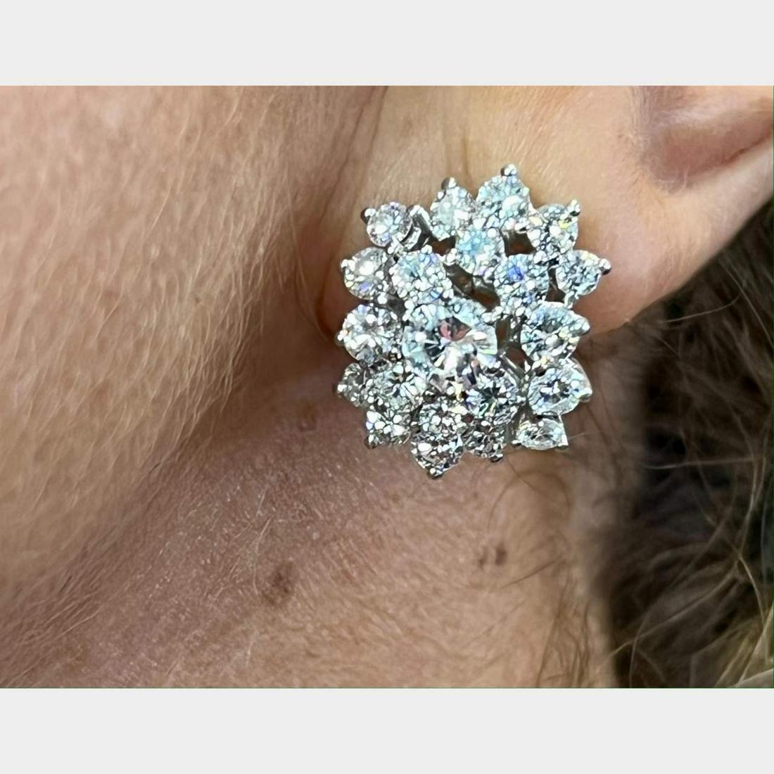 18K White Gold Diamond Earrings (1 of 2)