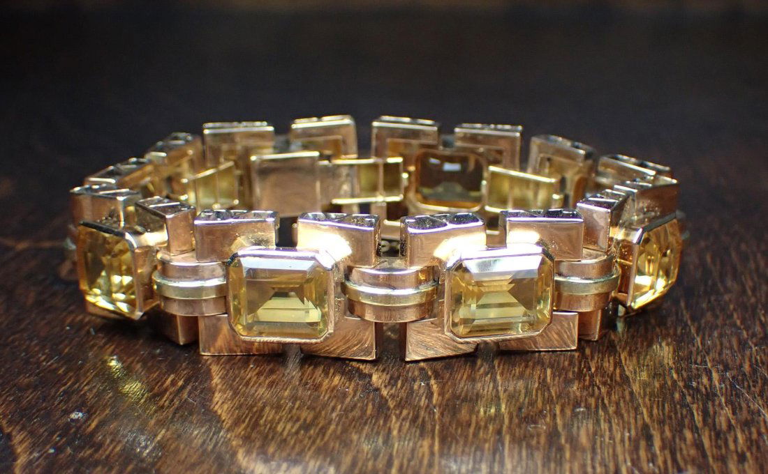 CITRINE AND EIGHTEEN KARAT GOLD RETRO BRACELET (1 of 3)