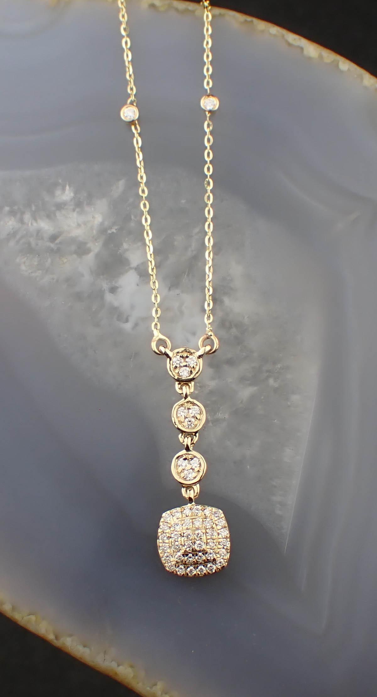 DIAMOND AND FOURTEEN KARAT GOLD NECKLACE (1 of 4)