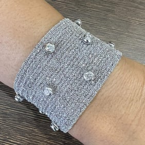 18K White Gold Diamond Mail Bracelet