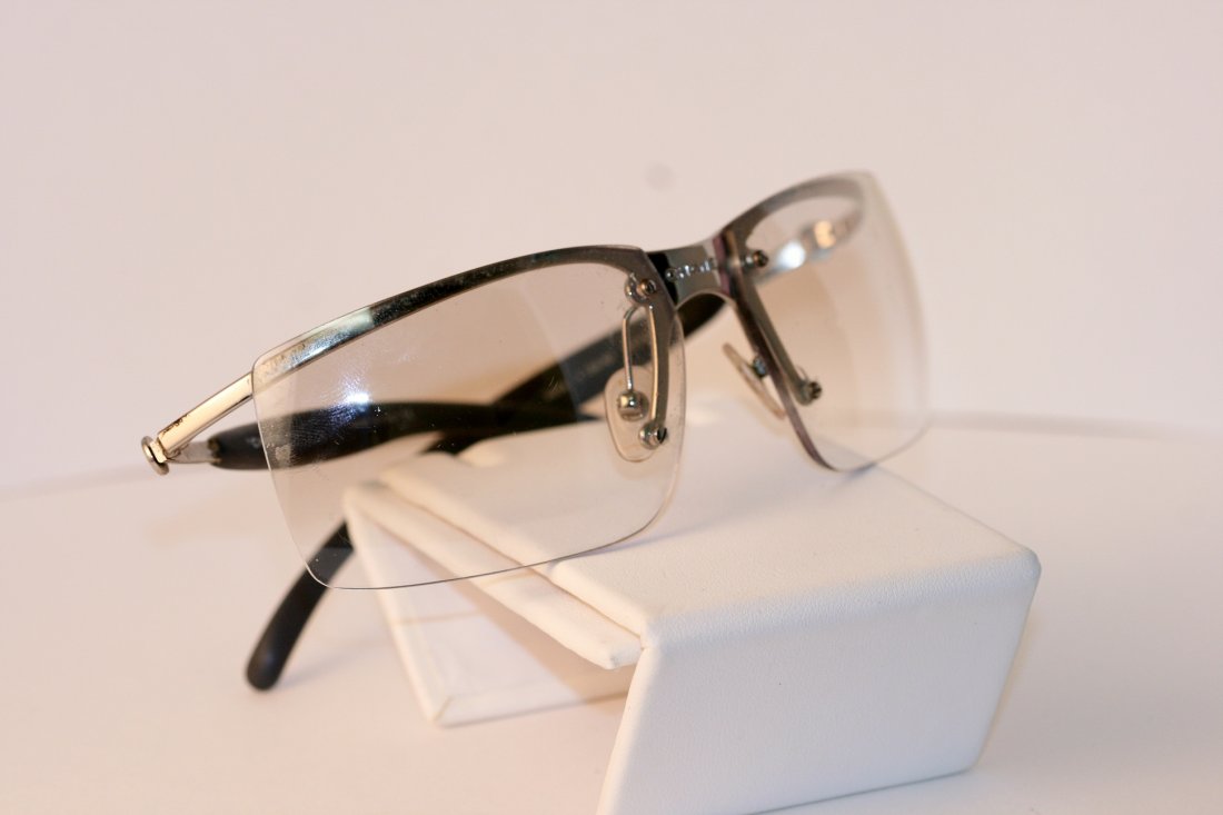 Chanel Sunglasses.: One pair of Chanel Sunglasses. 4009 c 124/61 62012 115