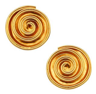 LALAOUNIS 1970 The Treasure Of Persepolis Earrings In Solid 18Kt Yellow Gold: Clips-on earrings designed by Ilias Lalaounis.Gorgeous pair of clips-on earrings, created in Paris France by the jewelry house of Ilias Lalaounis, back in the 1970's. These beautiful vintage earrings
