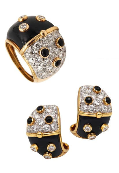 French Suite Of Clip Earrings And Ring In 18Kt Gold With 6.57 Cts Diamonds  And Black Jade (1 of 5)