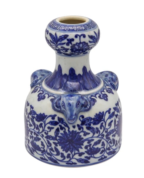 CHINA 1780 Qing Dynasty Antique Porcelain QianLong Mark Vase w/ Rams Heads: Antique Qing dynasty porcelain vase with rams heads, Qianlong mark.This is an antique 18th-century Chinese Porcelain vase created during the Qing Dynasty and stamped with the Qianlong mark (1736-1796)