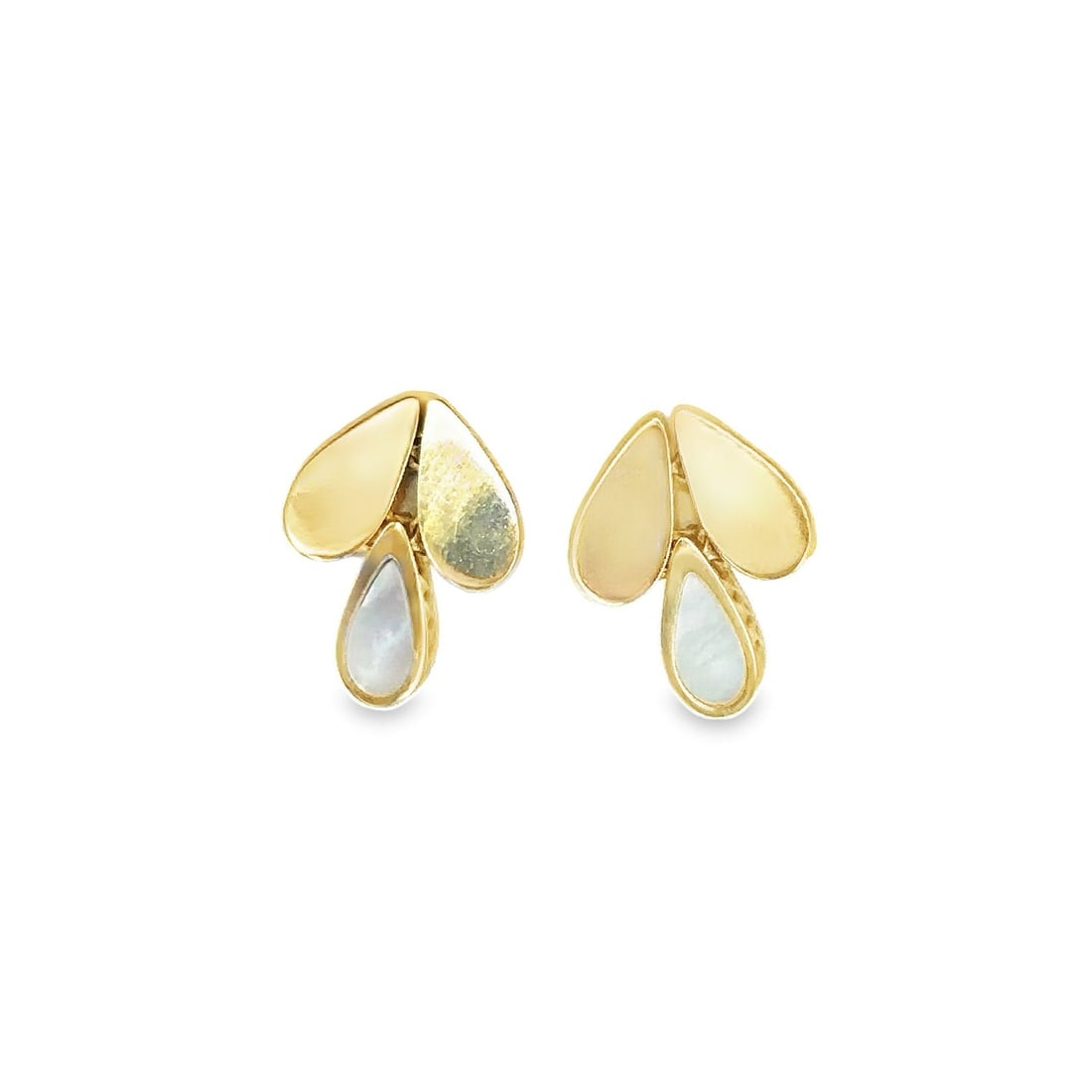 14KT YELLOW GOLD MOTHER OF PEARL EARRING: 14KT YELLOW GOLD MOTHER OF PEARL EARRING14KT GOLD WT. APPROX. 2.7 GRAM