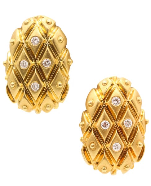 CHIMENTO Italian Quilted Clips-On Earrings In 18Kt Yellow Gold With VS Diamonds: A pair of Italian quilted clips on earrings designed by Chimento.This is a beautiful contemporary pair of clips-on earrings, created in Italy by Chimento with quilted patterns. The earrings has been c