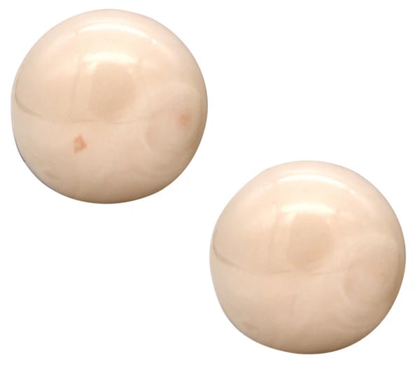 Mid Century 1950 Button Clip Earrings In 14Kt Yellow Gold With 86.84 Cts In Angel Skin Coral: Button clips-earrings from the post-war period.Beautiful and elegant pair of clips-earrings, created in the United States during the mid-century period, back in the 1950's. These pieces was crafted in