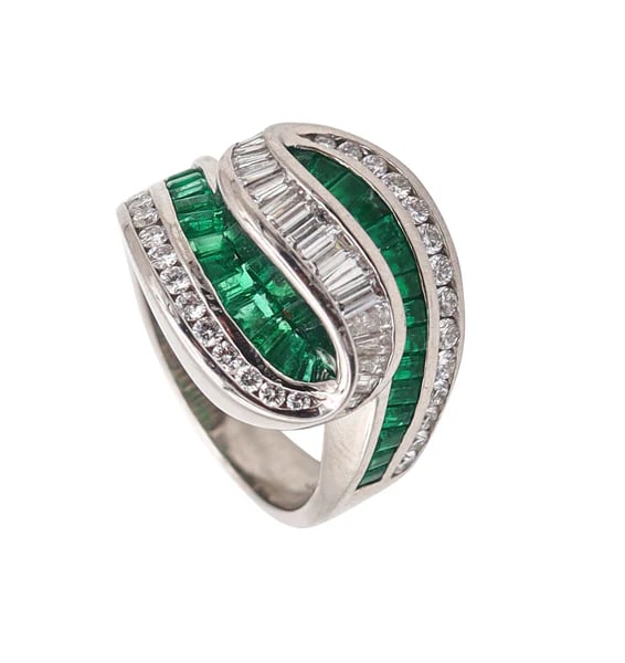 CHARLES KRYPELL Cocktail Ring In Platinum With 3.60 Ctw In Diamonds & Emeralds: A cocktail ring designed by Charles Krypell.This is a beautiful contemporary cocktail ring, created by the iconic American jewelry designer Charles Krypell. This fantastic cocktail ring has been maste