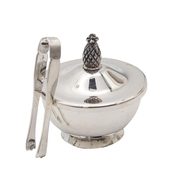 CARTIER Paris 1960 Little Salt Cellar With Lid In Polished .925 Sterling Silver: A little salt cellar with lid designed by Cartier.This is a very cute little salt cellar with a lid created by the jewelry house of Cartier during the post-war period, back in the 1950. The pieces hav