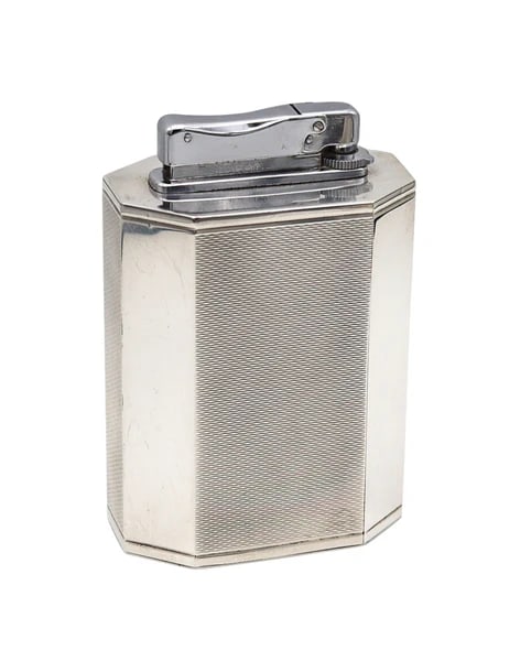 IBELO MONOPOL Germany 1960 Modernist Table Lighter In .925 Sterling Silver: Modernist table desk lighter designed by Ibelo Monopol.This is an unusual and beautiful table-desk lighter, created by the Ibelo Monopol company in West-Germany during the post-war mid-century periods