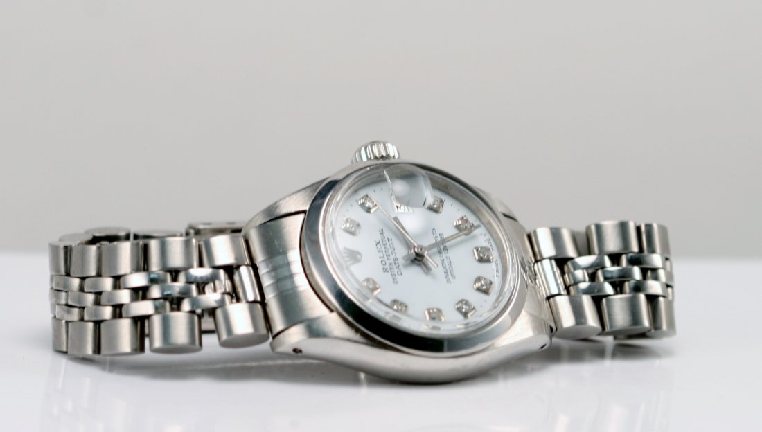 ROLEX LADIES STAINLESS STEEL W/ DIAMOND DIAL: ROLEX LADIES STAINLESS STEEL WITH AFTERMARKET WHITE DIAMOND DIAL