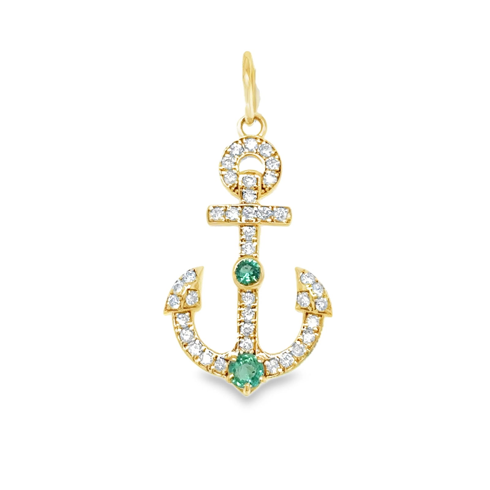 14KT YELLOW GOLD EMERALD PENDENT WITH DIAMONDS: 14KT YELLOW GOLD EMERALD PENDANT WITH DIAMONDS 14KT. GOLD WT. APPROX. 1.50 GRAMDIAMOND WT. APPROX. 0.33 CARATSTONE: EMERALDSTONE WT. APPROX. 0.23 CARAT/ 2 PCSPENDANT SIZE: 24MM X 15MM
