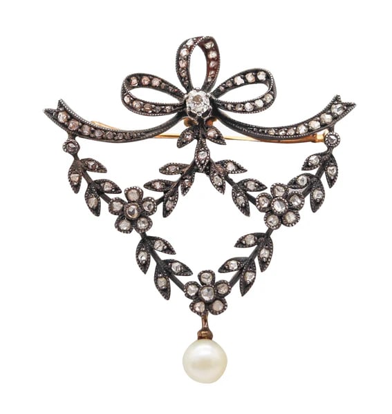 BELLE EPOQUE 1900 Austrian Antique Convertible Brooch With Diamonds & Pearl: A Belle Epoque convertible brooch. This is a very elegant brooch created in Vienna Austria during the Edwardian Belle Epoque period, between the 1900-1910. The delicate brooch was masterfully crafted