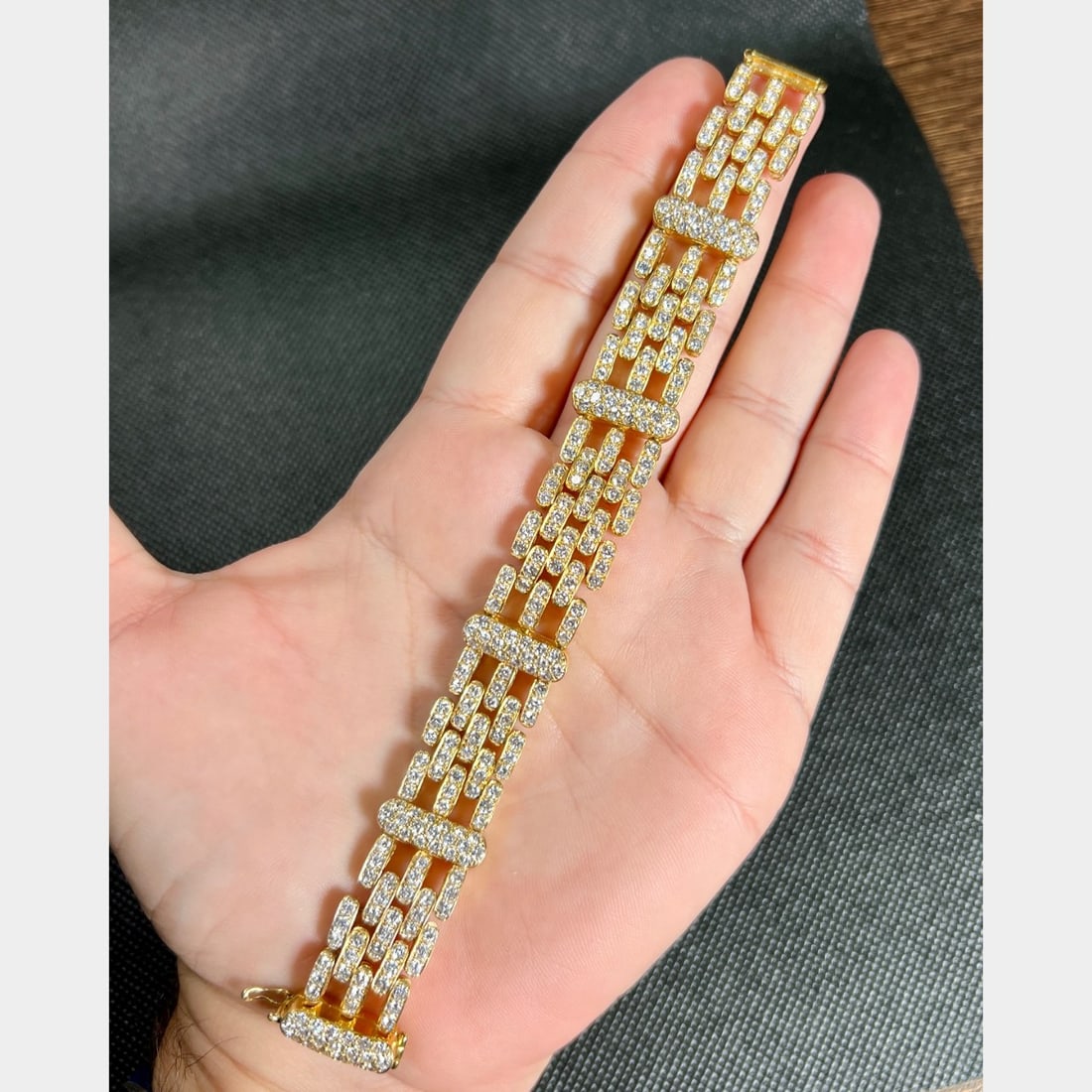 18K Yellow Gold 15.00 Ct. Diamond Bracelet (1 of 3)