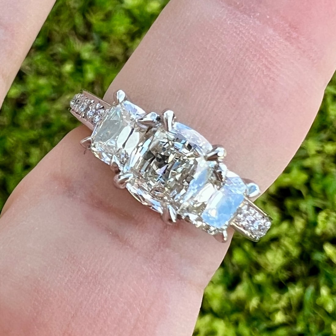 DAUSSI Platinum 2.40 Ct. Diamond Ring (1 of 4)