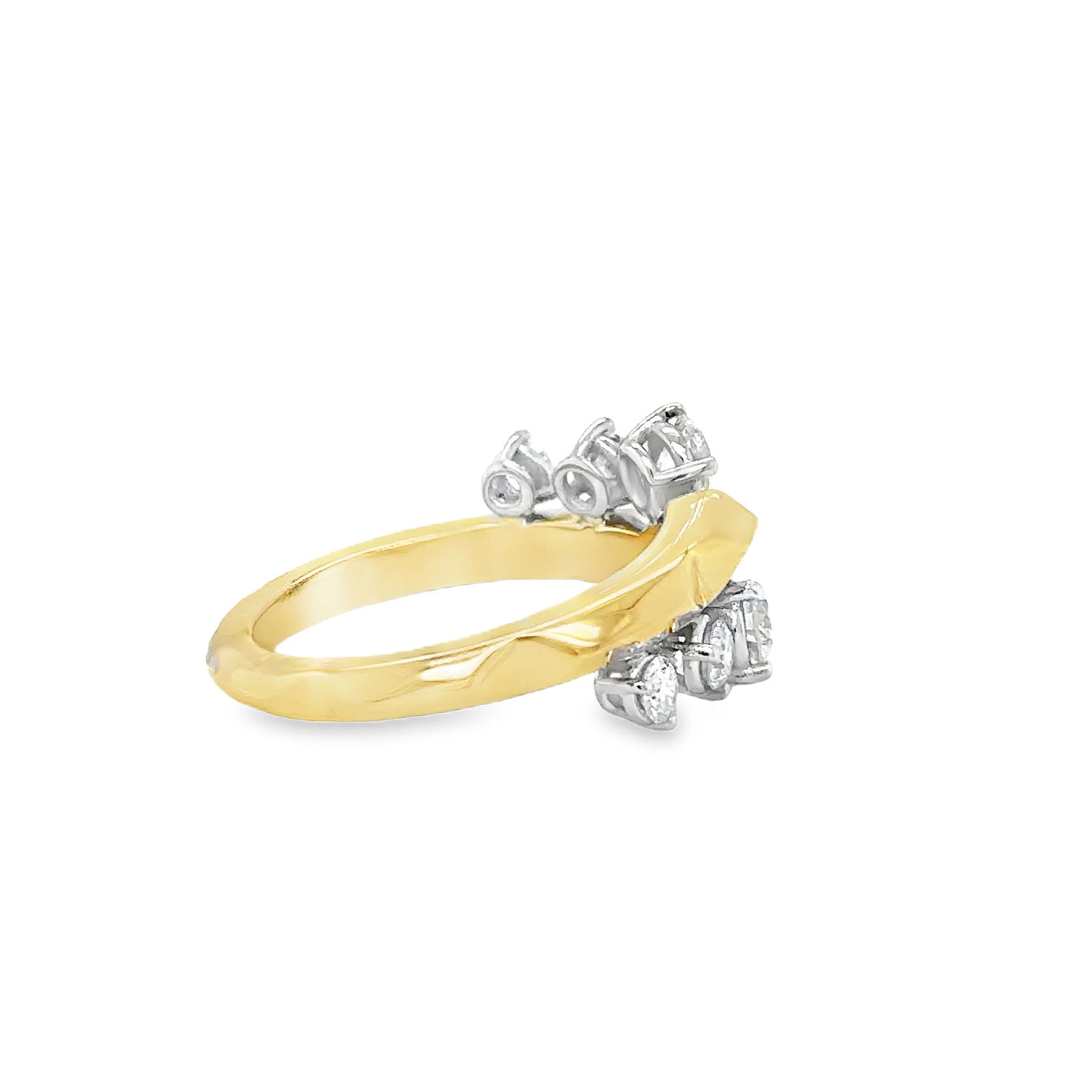 14KT GOLD DIAMOND RING - 4