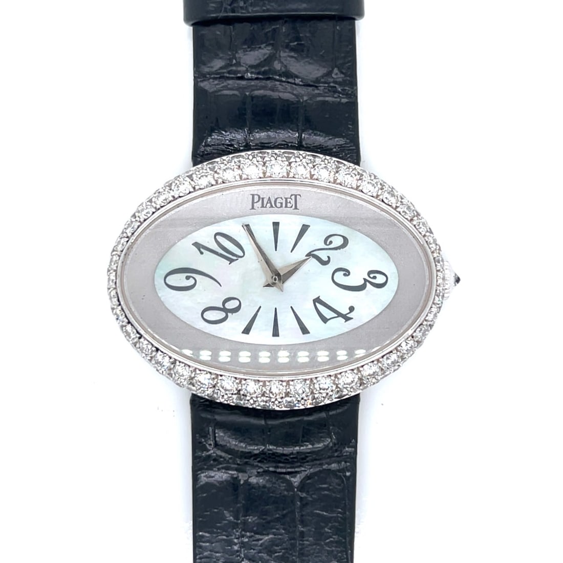 PIAGET 18K White Gold Limelight Watch: PIAGET 18K White Gold Limelight WatchWeighing 59.1 gramsSet with 122 Diamonds weighing app. 8.50 Ct.D-F Color, VVS-VS ClarityALL ORIGINAL DIAMONDSIncludes Box and Papers30 x 40mm CaseAutomatic