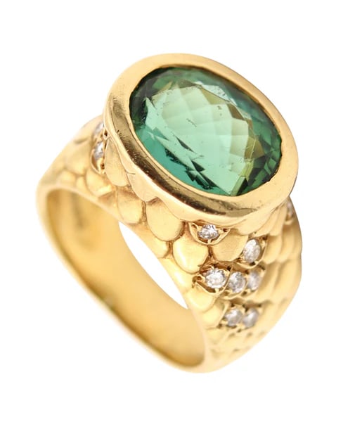 ANGELA CUMMINGS Modernist Cocktail Ring In 18Kt Gold Diamonds & Tourmaline: A Rare cocktail ring designed by Angela Cummings.This is a rare vintage ring created in New York City by Angela Cummings, back in the 1983. This ring has been masterfully crafted with scalloped patter