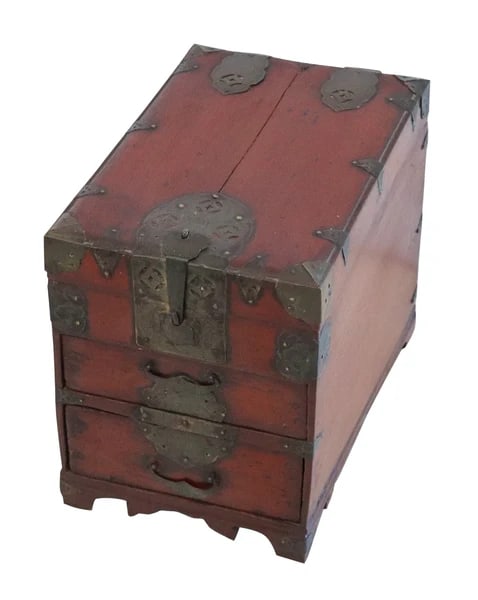 KOREAN 1880 Joseon Dynasty Writing Table Box In Reddish Patinated Wood & Bronze (1 of 6)