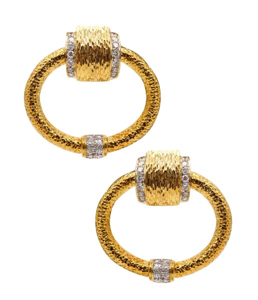 MODERNISTS 1970 Door Knockers Earrings In 18Kt Gold With 2.84 Ctw Diamonds: Pair of modernist doors-knocker earrings with diamonds.This is a gorgeous pair of doors-knocker earrings created in Italy during the modernist period, back in the 1970's. The earrings are a great stat