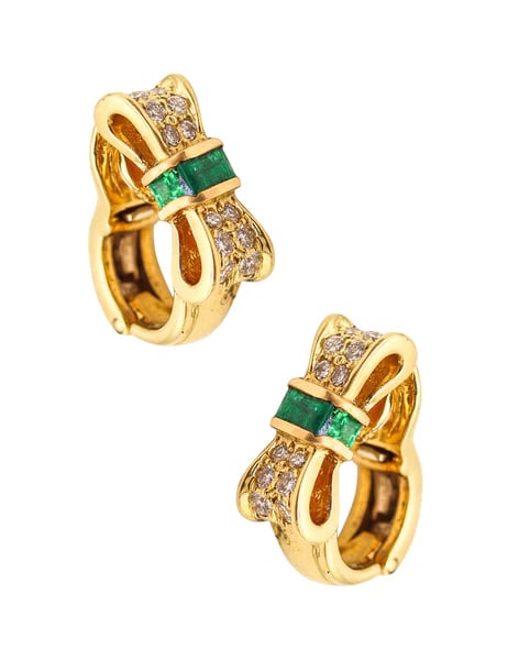 TIFFANY & CO. Bows Clips Earrings In 18Kt Yellow Gold With Diamonds And Emeralds: Clips on earrings designed by Tiffany & Co.These are fabulous clips-on earrings, created in New York City by the jewelry house of Tiffany & Co. in the late 20th century. The colorful clips earrings ha