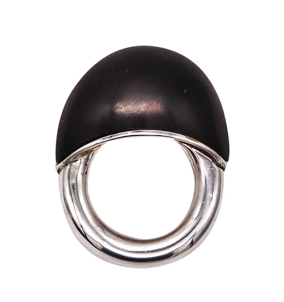 Monica Coscioni Roma Modernist Ebony Wood Ring In .925 Sterling Silver: Geometric ring with wood designed by Monica Coscioni. Beautiful contemporary cocktail ring, created in the city of Orvieto Italy at the jewelry atelier of the designer Monica Coscioni. This modern geo