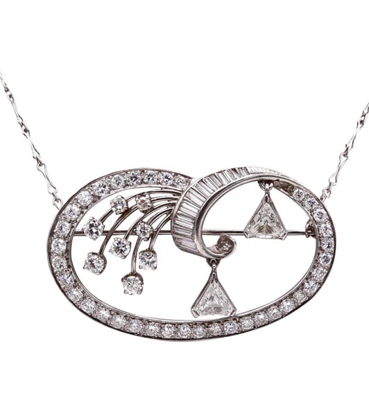 Art Deco 1930 Platinum Convertible Pendant Brooch With 5.02 Cts In Diamonds Calf Cut: Jeweled Art Deco Convertible Necklace-Brooch.Beautiful, delicate and elegant piece from the American art deco period, made circa 1930's. Designed as a versatile convertible necklace to brooch, this wa