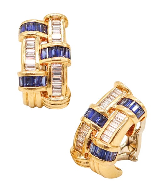 CHARLES KRYPELL Hoops Earrings In 18Kt Gold 3.94 Ctw In Diamonds & Sapphires: Classic hoops earrings designed by Charles Krypell.This is a beautiful contemporary pair of hoops earrings created by the iconic American jewelry designer Charles Krypell. This pair of earrings were m