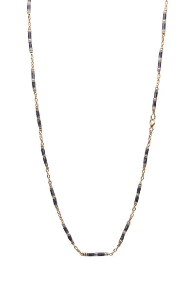 French Edwardian 1900-1905 Chain In 18Kt Gold With Guilloche Blue Enamel & Pearls: French Edwardian enameled chain.Stunning necklace chain, created in Paris France during the Edwardian period, back in the 1905. This beautiful chain has been carefully crafted in solid yellow gold of