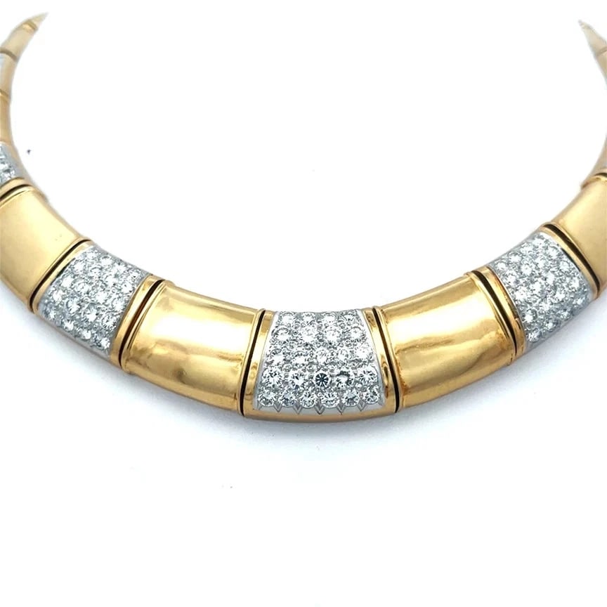 David Webb Diamond Gold Necklace Platinum 18k Yellow Collar Style: This David Webb 18k yellow gold with platinum necklace is a stunning piece of fine jewelry featuring graduated wide rectangle shape bar links in polished finish, larger from the center of the