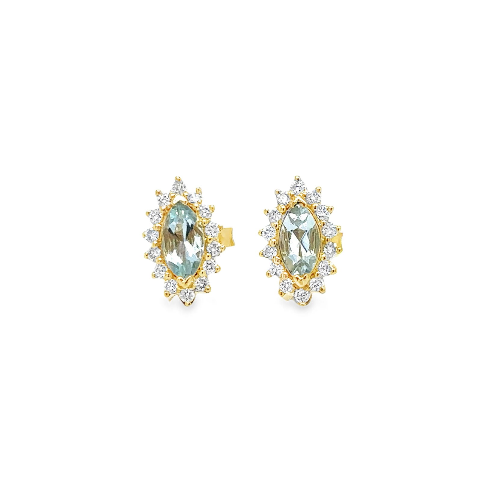 14K YELLOW GOLD AQUAMARINE WITH DIAMONDS EARRING: 14KT YELLOW GOLD AQUAMARINE WITH DIAMONDS EARRING14KT GOLD WT. APPROX. 1.40 GRAMDIAMOND WT. APPROX. 0.20 CT / 28 PCSAQUAMARINE WT. APPROX. 0.48 CARAT/ 02 PCSIZE APPROX: 10MM X 7MM