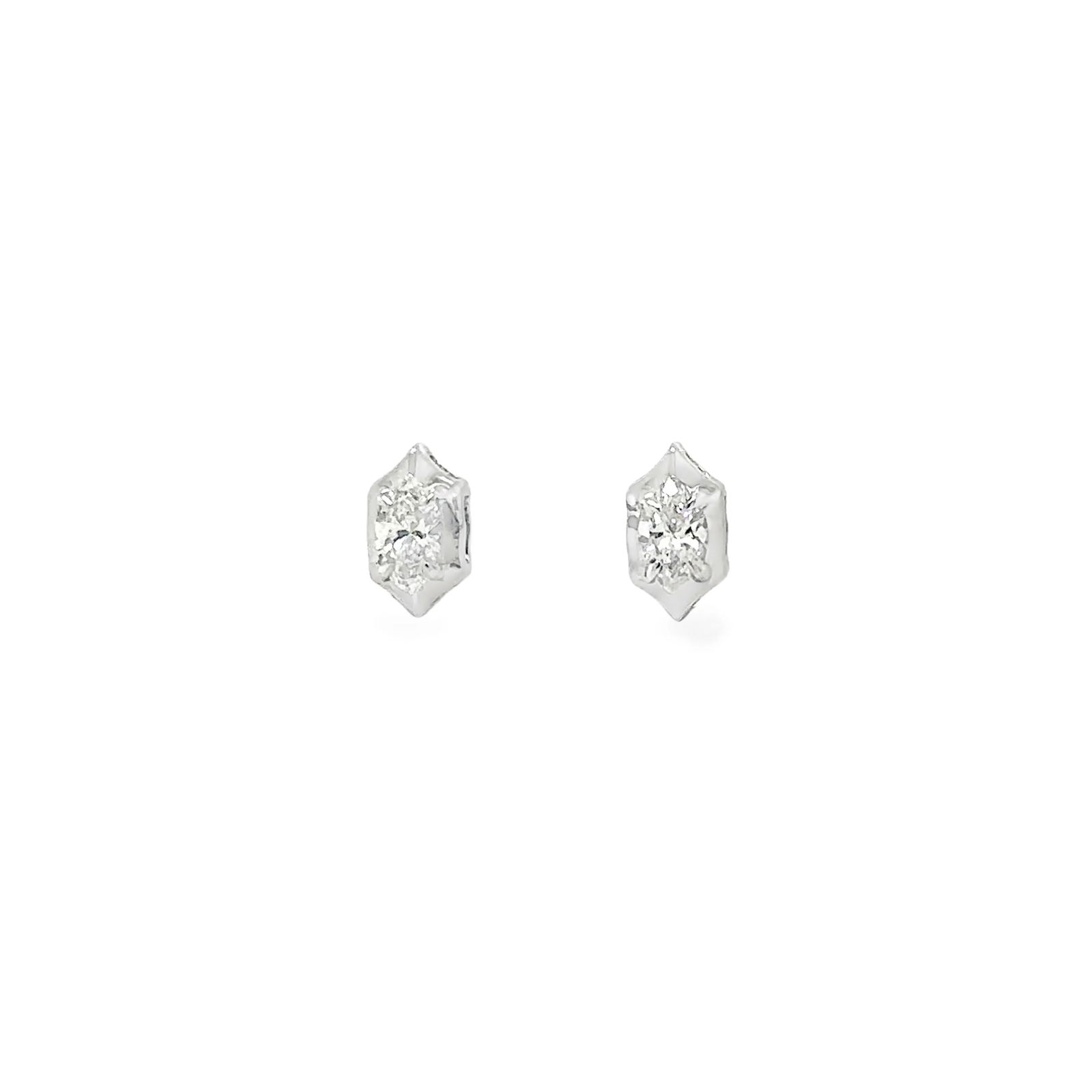 14KT WHITE GOLD DIAMOND EARRING STUDS (1 of 2)