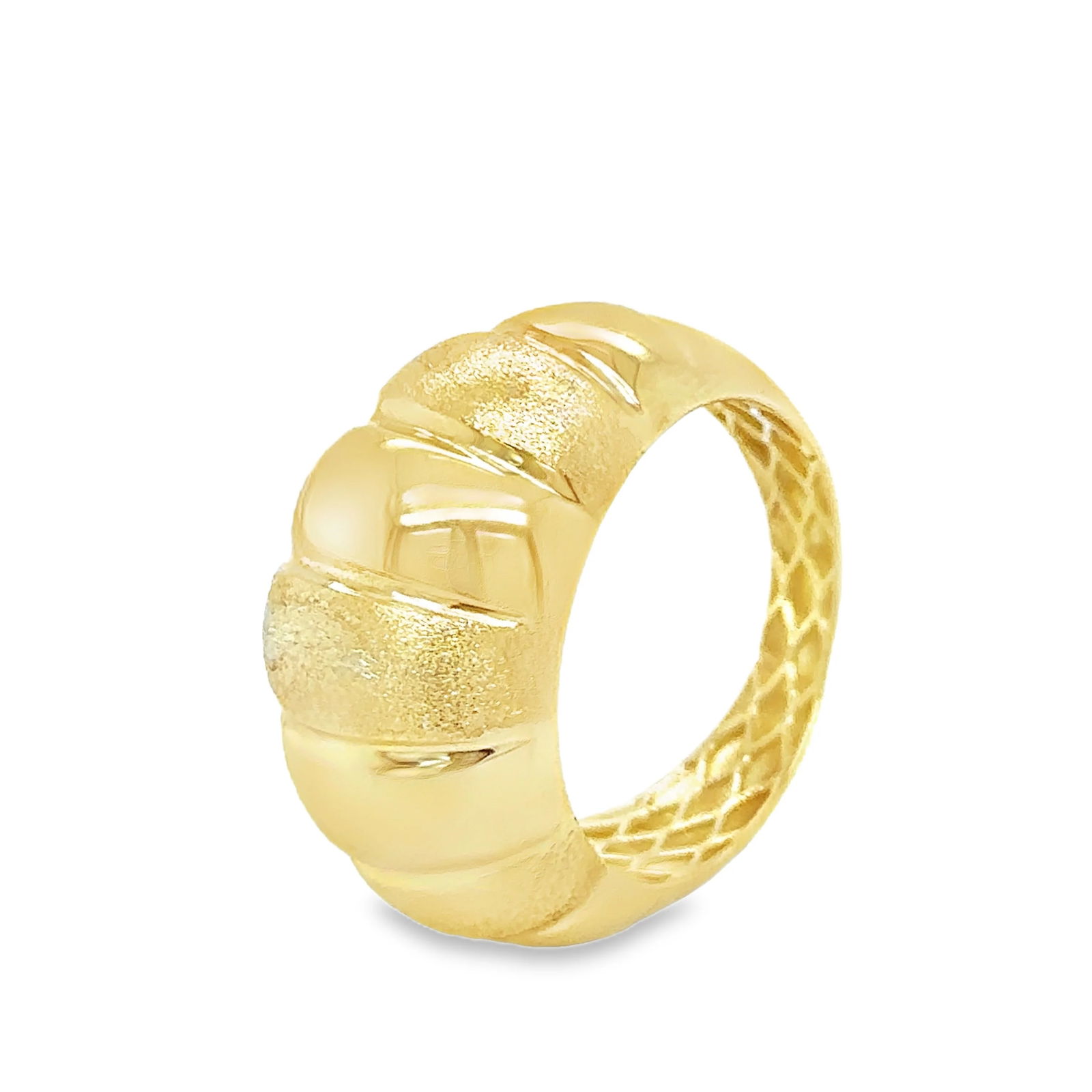 14KT GOLD CROSSAINT RING: 14KT GOLD CROSSAINT RING14KT GOLD WT. APPROX. 4.90 GRAM