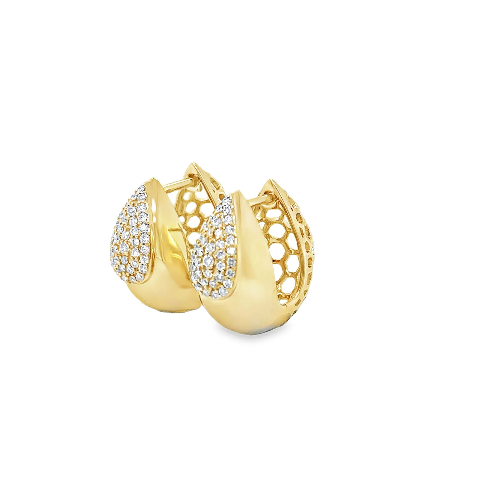 14KT GOLD DIAMOND EARRINGS: 14KT YELLOW GOLD DIAMOND EARRINGS14KT. GOLD WT. APPROX. 5.83 GRAMDIAMOND WT. APPROX. 0.24 CTSIZE: APPROX. 14.5 X 15.5 MM