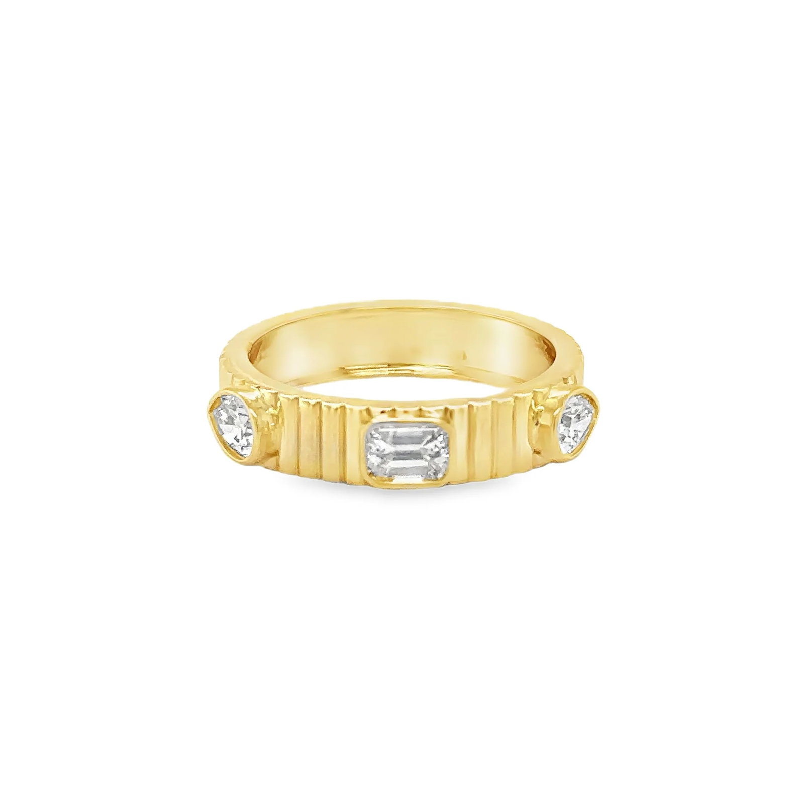 14KT GOLD DIAMOND RING (1 of 2)